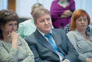Управляющий совет школы – социальный партнер директора или «лишнее звено»?