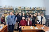 Роман Фашаян провел мастер-класс для воспитанников Луганской художественной школы