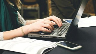 Малые села и деревни Подмосковья подключат к скоростному интернету