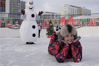 На катке в 9 микрорайоне состоялось открытие зимнего сезона
