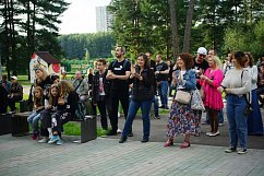 Сентябрьские встречи «Музыкальных четвергов» в Озеропарке откроет Федор Уваров