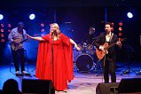 Яркий, весенний, живой: в ДК МИЭТ прошел концерт Виктории и Антона Макарских