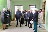 Партийцы Солнечногорска провели мониторинг капремонта Поваровской СОШ