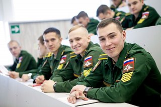 Стартовал отбор кандидатов для поступления в вузы Минобороны