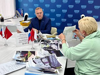 В общественной приёмной «Единой России» Солнечногорска прошёл еженедельный пpиём