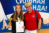 Воспитанница школы №1353 успешно выступила на соревнованиях по плаванию Mad Wave Classic