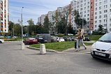 У корпуса 901б в Зеленограде установили ограничители для упорядочивания парковки машин