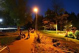 Дорожка через лесопарк от корпуса 1201 к корпусу 1213 вновь освещена