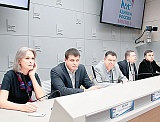 20 человек на место