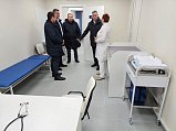 Партийцы Солнечногорска провели мониторинг ремонта ФАПа в деревне Новая