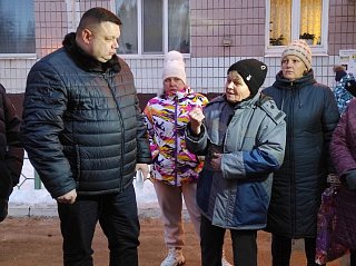 Встречу с жителями по вопросам ЖКХ провели в Солнечногорске