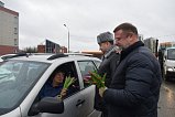 Представитель Общественного совета при УВД и полиция Зеленограда поздравили женщин с праздником