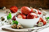 Красим яйца: красиво и безопасно
